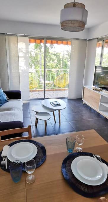 Spacieux 2 Pieces Avec Terrasse, Clim Et Parking *