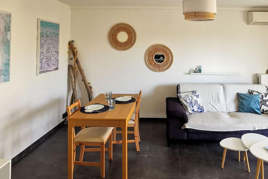 Spacieux 2 Pieces Avec Terrasse, Clim Et Parking Appartement *